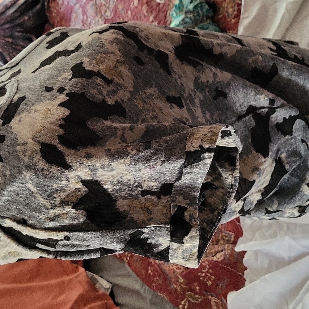 Top - Picture 4 of 6